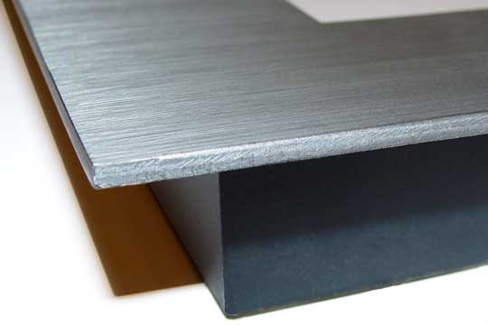 T-shape welded steel picture frame