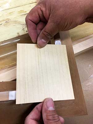 maple-veneer-over-cherry-hardwood-frame-corner